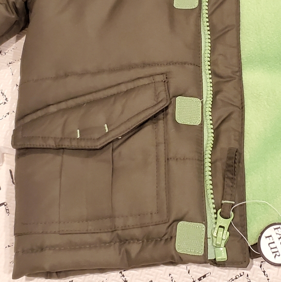 Rothschild Olive and Neon Green Parks - 6/9 months - Picture 7 of 8